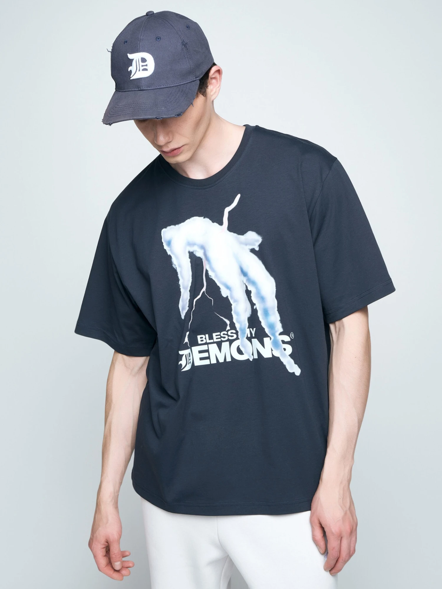 Bless My Demons Exclusive For ABOUT YOU Caps 'FLOCCUS' GrÄ - Bilde 2